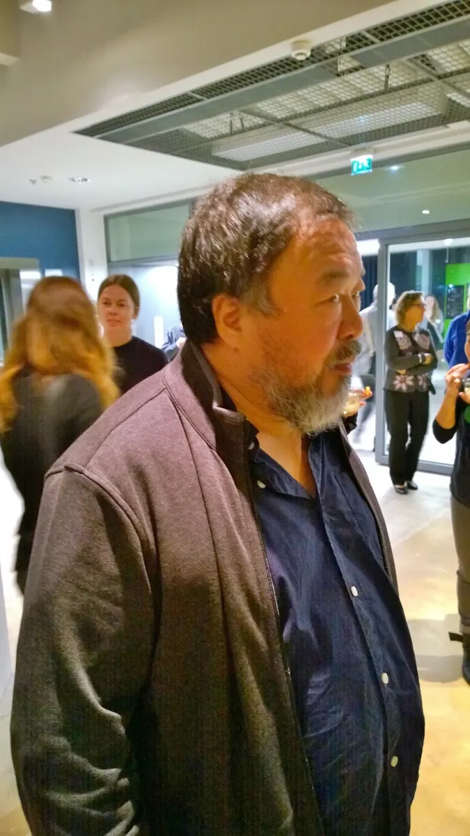 Menininkas Ai Weiwei Helsinkyje 2015 m. rugsėjį