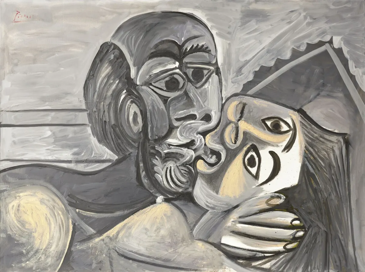 Pablo Picasso „Bučinys“ (1969): pilkų tonų paveikslas, kuriame vyras su barzda bučiuoja moterį